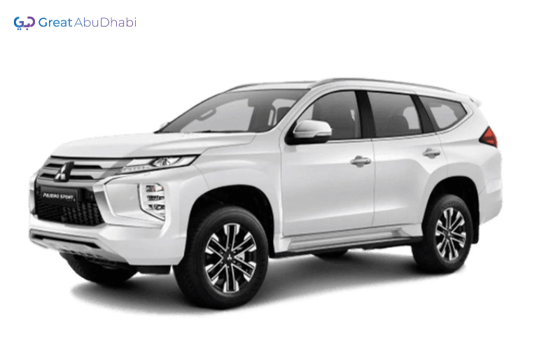 White MITSUBISHI PAJERO 2014